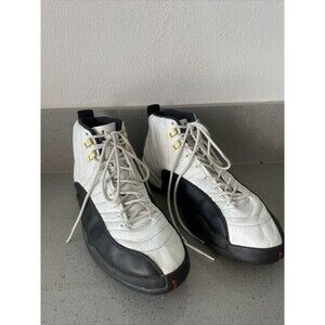 Nike Air Jordan 12 size 15 "Taxi" 2013 size 13.5 (130690-125) Mens sneaker MJ